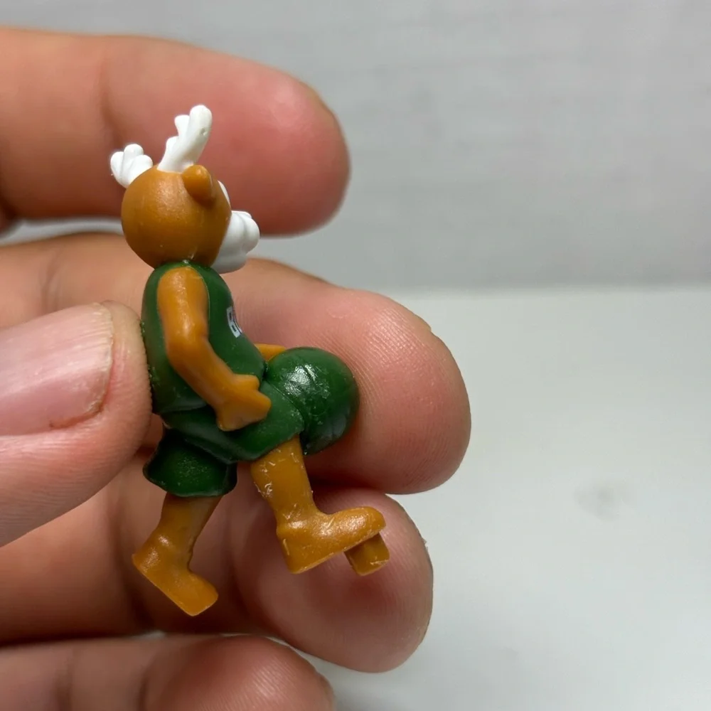 Kinder Joy NBA Mascot Limited Edition 2023 Milwaukee‎ Bucks